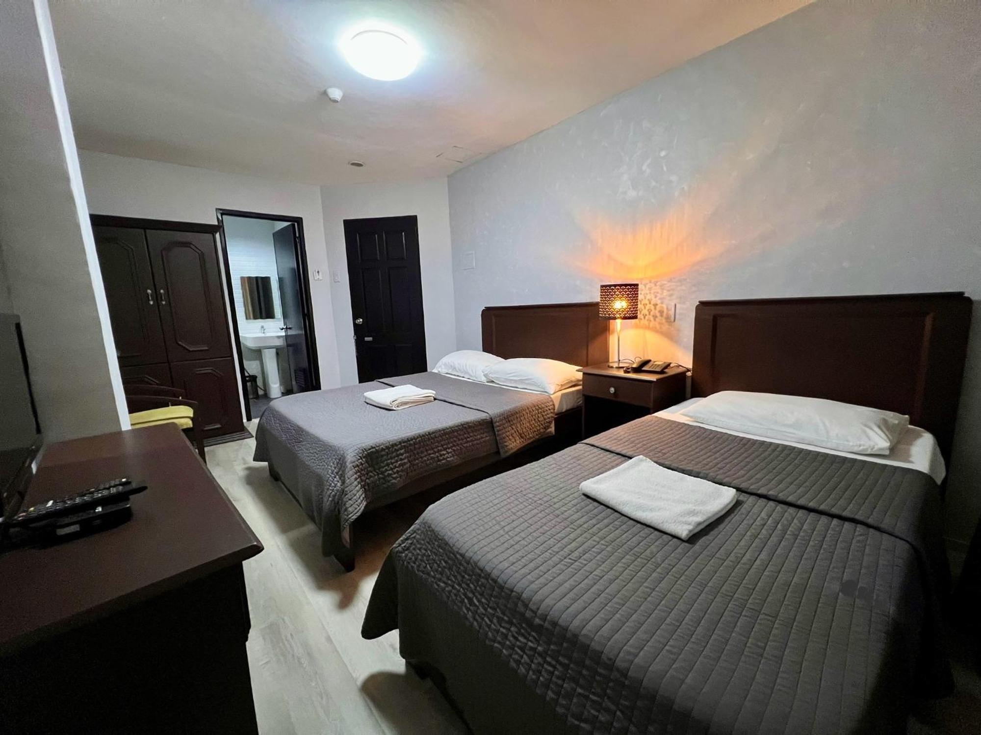 Hotel Capada Cebu Buitenkant foto