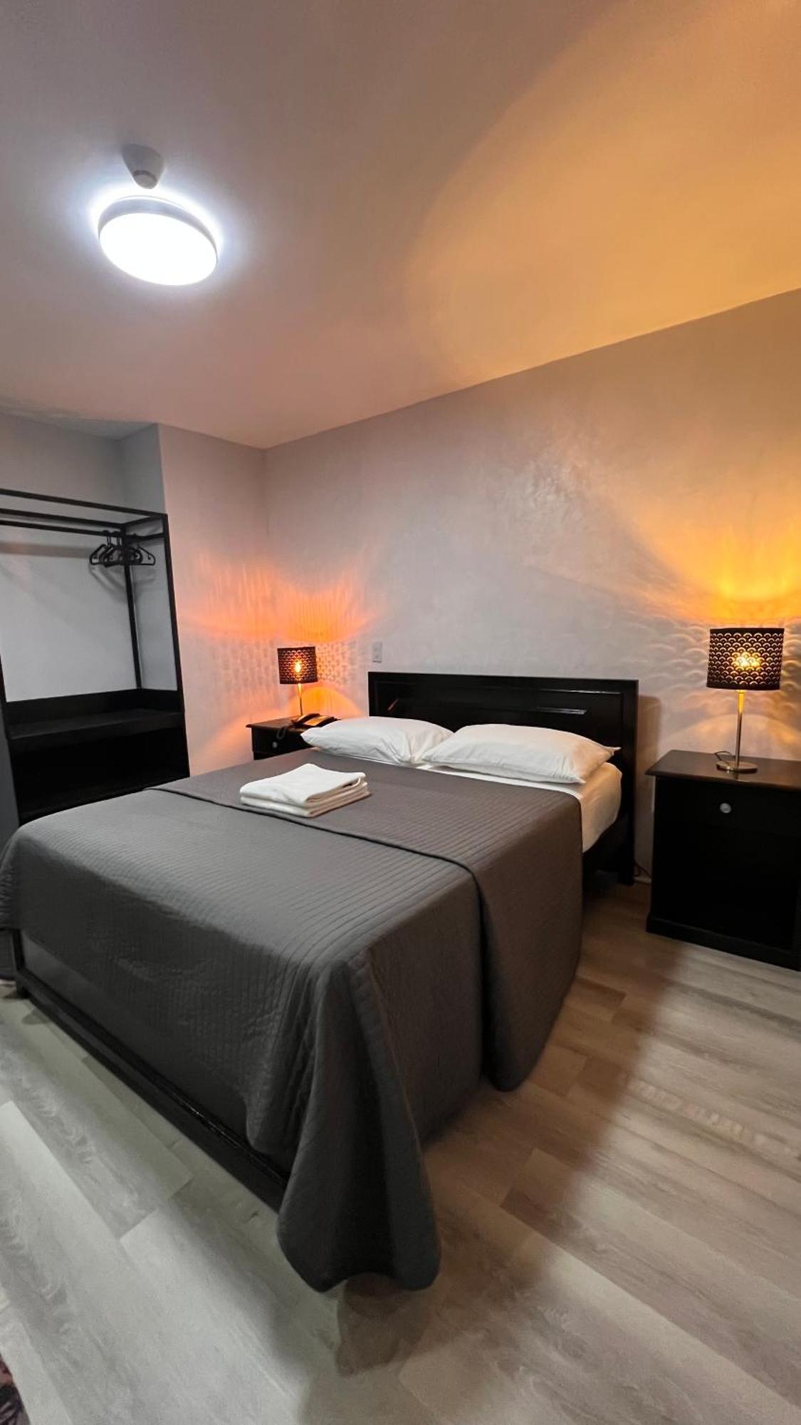 Hotel Capada Cebu Buitenkant foto