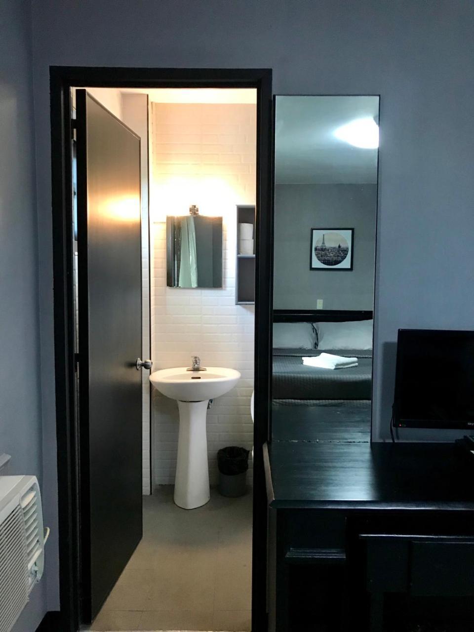 Hotel Capada Cebu Buitenkant foto